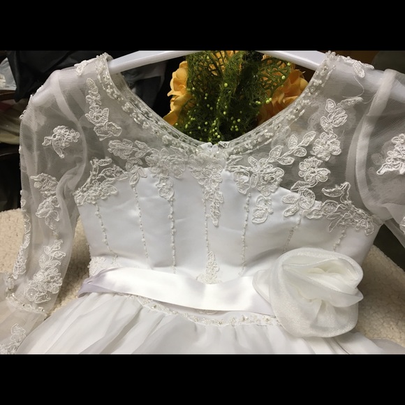 Angels NY, Flower Girls white Dress, Size 12 - Picture 3 of 8